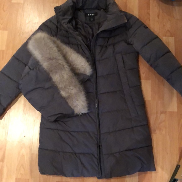DKNY WINTER JACKET XS detachable hood - Picture 2 of 5